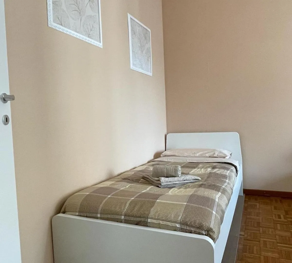 Home In Town - Citta' Studi Apartment Milan Italy